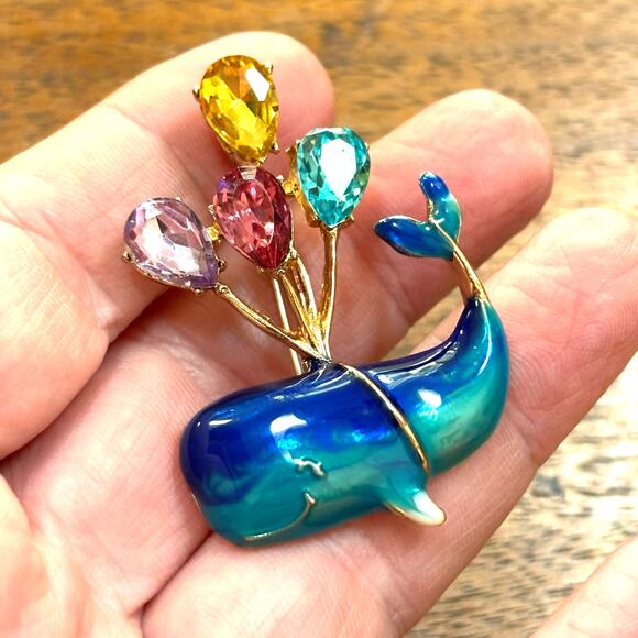 Gold & blue enamel brooch spouting smiling whale pin with colorful rhinestones - Picture 2 of 6